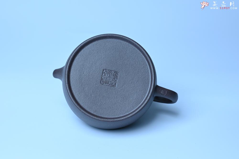 紫砂壶图片：紫砂壶特惠 精品青灰泥玉兔紫砂壶 茶人醉爱 - 紫砂壶信息网