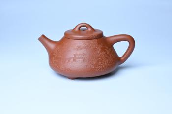 周斌紫砂壶 实力派国工周斌（周镔）特好红降坡泥全手工子冶石瓢 张听钢装饰山水 原矿降坡泥 - 紫砂壶信息网